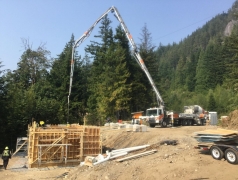 Gatehouse pouring concrete