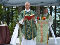 Msgr. Dolan and Fr. Soria at CRCC Mass 2016