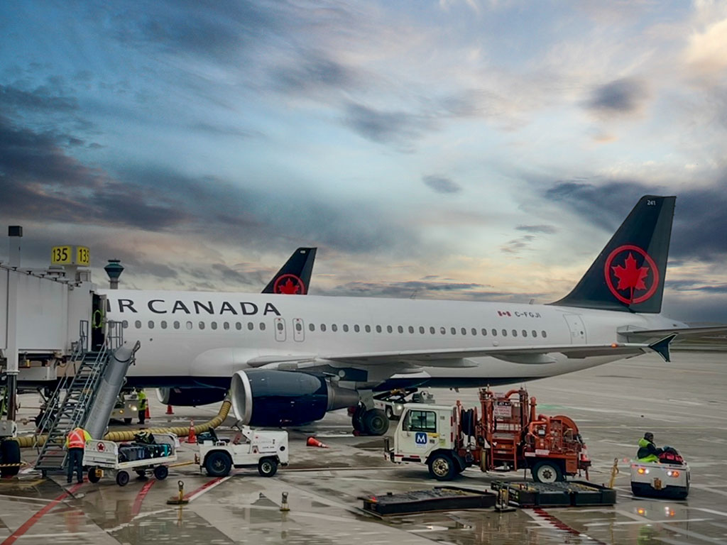 Air Canada Airbus A320 at the gate